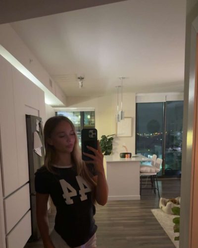 Kyla Dodds showcases stylish look