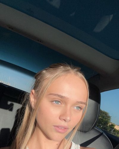 Kyla Dodds turns heads in stylish look