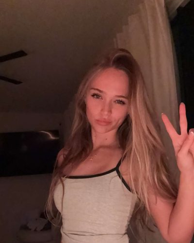 Kyla Dodds showcases stylish look