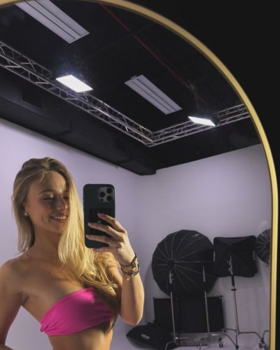 Kyla Dodds stuns in stylish look at Instagram post 2026