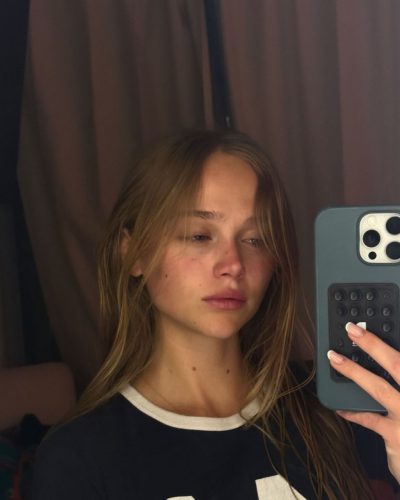 Kyla Dodds turns heads in stylish look