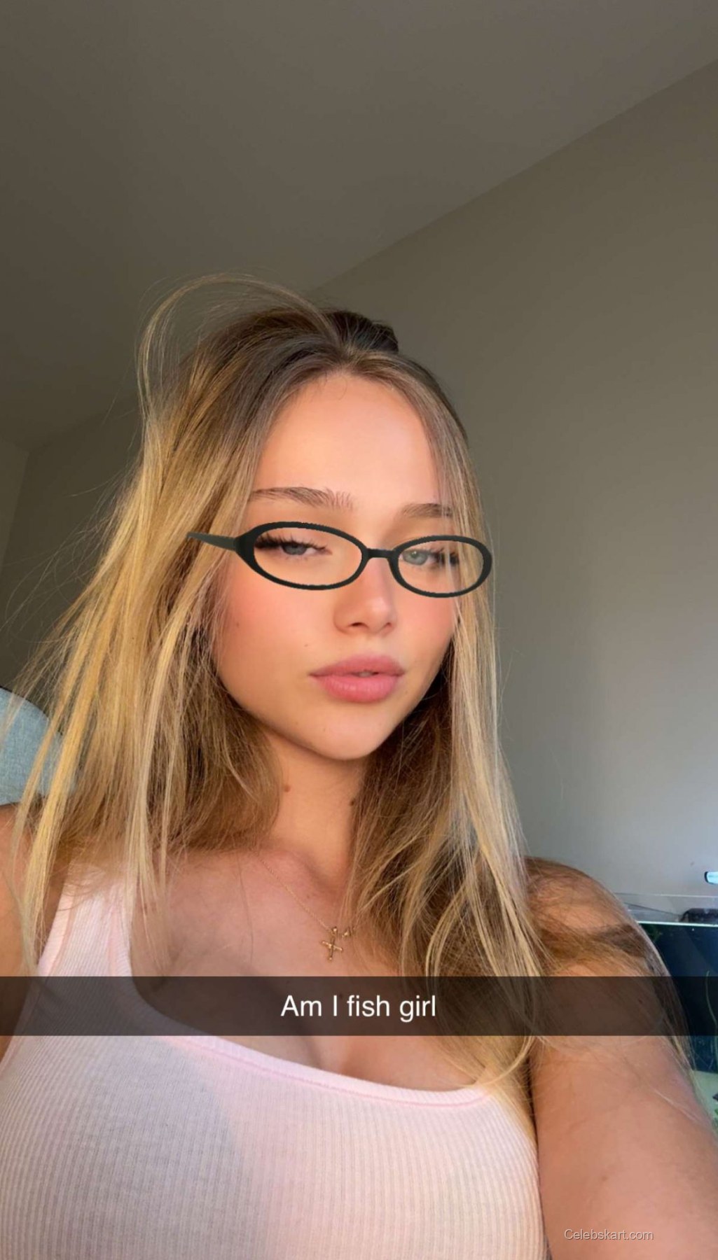 Kyla Dodds Instagram Photos Showcase Trendy Style, Month Year, March 2026 2