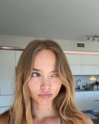 Kyla Dodds, Stunning Instagram Outfit Photos 2023 8