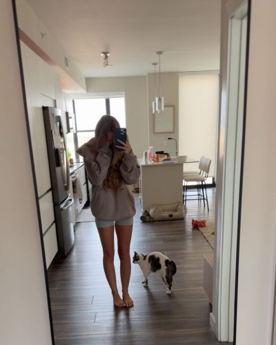 Kyla Dodds Stunning Look At Red Carpet Premiere 2023 38