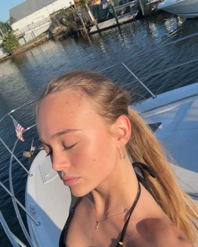 Kyla Dodds Stunning Look At Red Carpet Premiere 2023 45