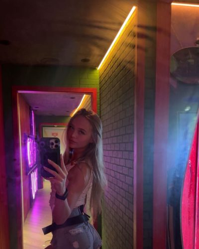 Kyla Dodds Stunning Look At Red Carpet Premiere 2023 8