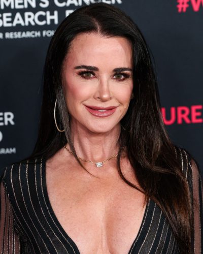 Kyle Richards stuns in stylish look at appearance 2026