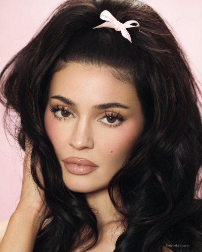 Kylie Jenner – Kylie Cosmetics Hybrid Blush Launch 2026 3