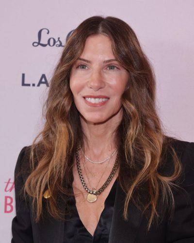 Lauren Parrish showcases stylish look