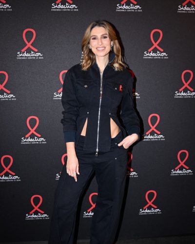 Laury Thilleman showcases stylish look