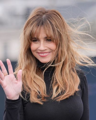 Linda Cardellini Shines At Hbo Max Photocall 2023 2