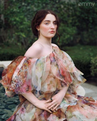 Lucy Halliday golden gown with vintage-inspired accessories