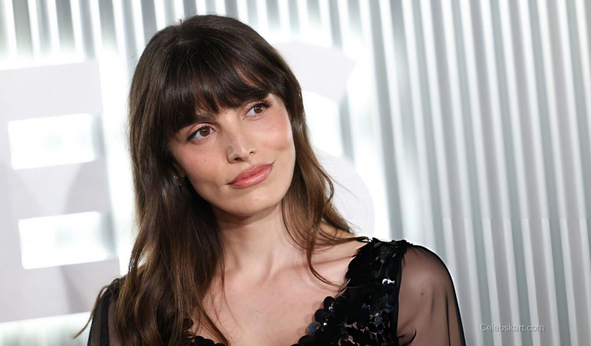 Lux Pascal Dazzles At Vanity Fair