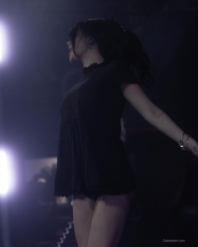 Maggie Lindemann showcases stylish look