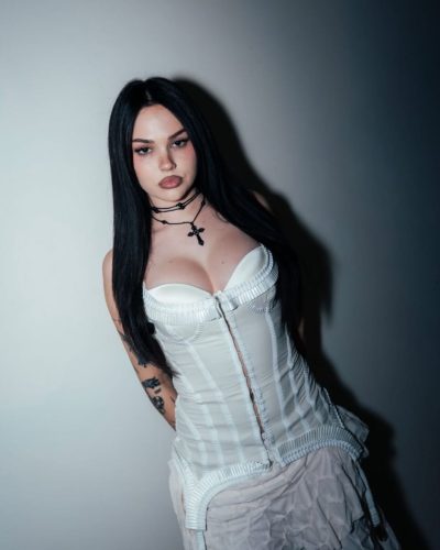 Maggie Lindemann Spotted In Chic Outfit – 2023 15