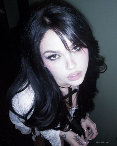 Maggie Lindemann Spotted In Chic Outfit – 2023 19