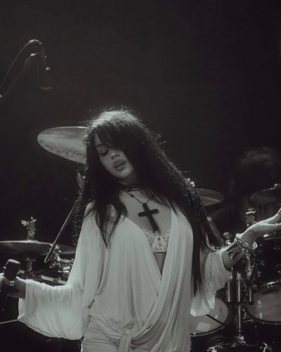 Maggie Lindemann Spotted In Chic Outfit – 2023 4