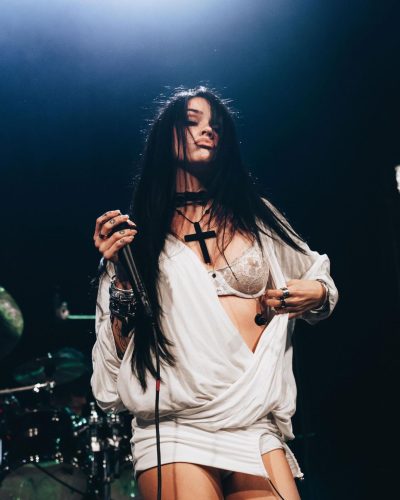 Maggie Lindemann Spotted In Chic Outfit – 2023 9