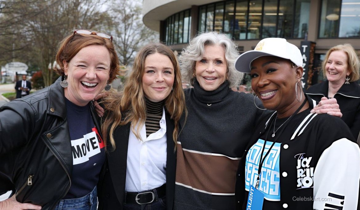 Maggie Rogers Performs At First Amendment Rally 2023 2