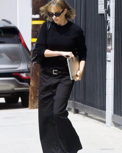 Margot Robbie Exits Office In Los Angeles, 2023 4
