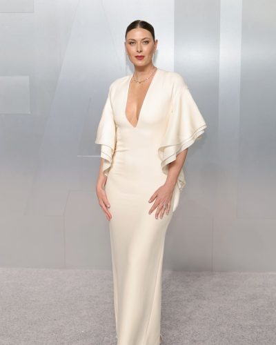 Maria Sharapova turns heads in stylish look