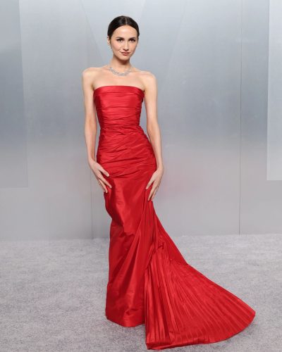 Maude Apatow turns heads in stylish look