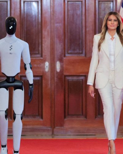 Melania Trump Collaborates With Robot At Summit 2023 2