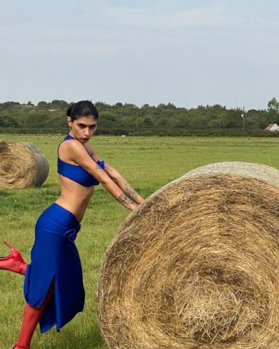Mia Khalifa spotted in stylish look during Instagram post