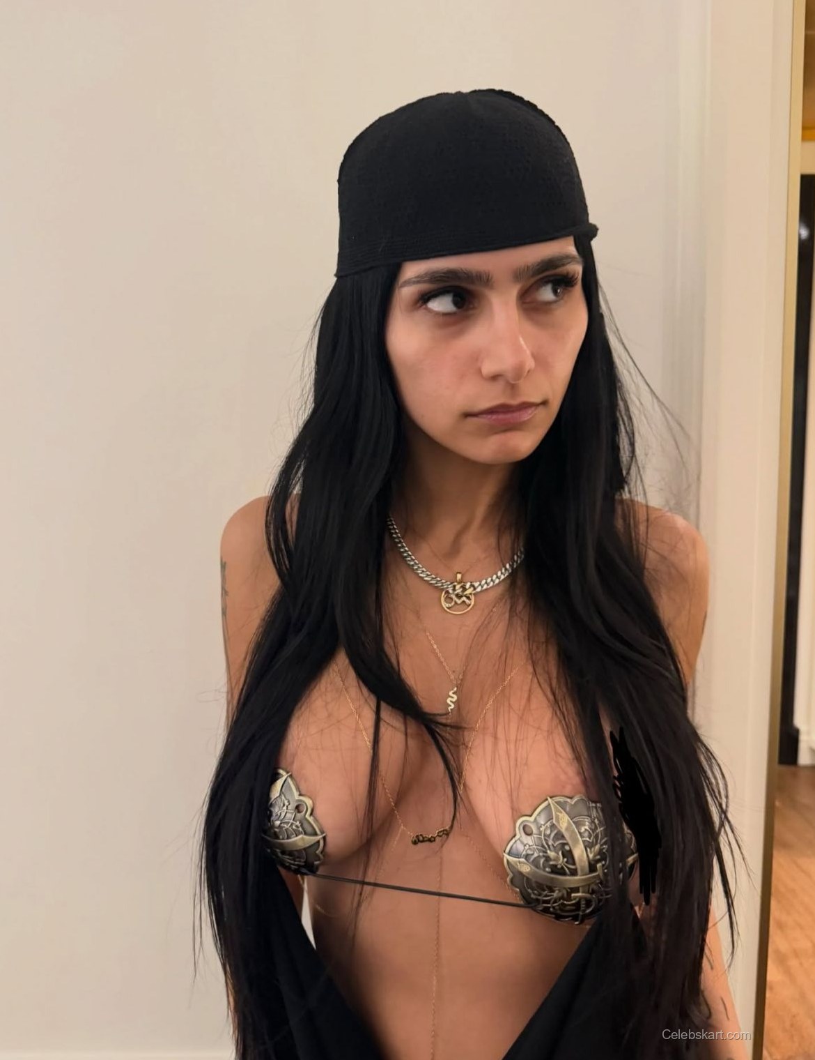 Mia Khalifa Slays In Bold Instagram Snaps, October 2023 5