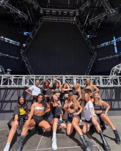 Mika Takeuchi wearing a blue gown paired with elegant heels