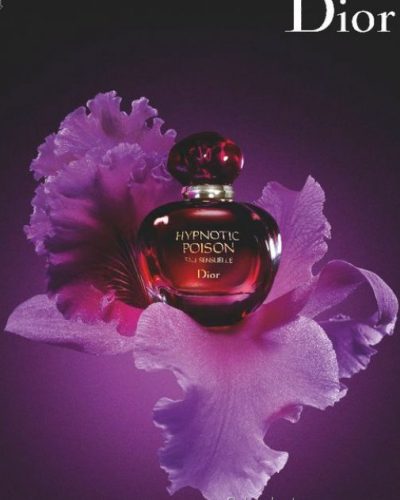 Monica Bellucci showcases stylish look