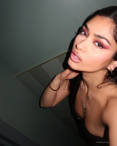 Naaz Torbati spotted in stylish look during Instagram post