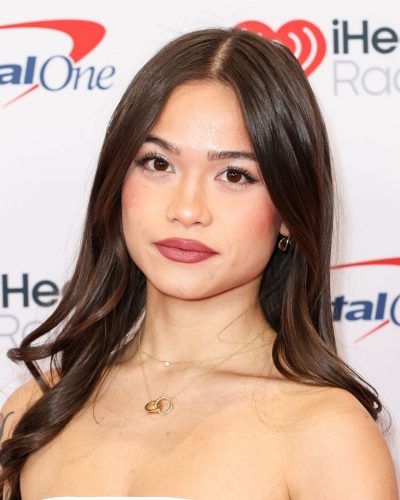 Nina Gessler At Iheartradio Jingle Ball 2023: Fashion Highlights 3