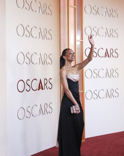 Nischelle Turner turns heads in stylish look