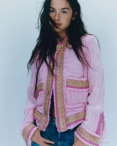 Olivia Rodrigo spotted in stylish look during appearance