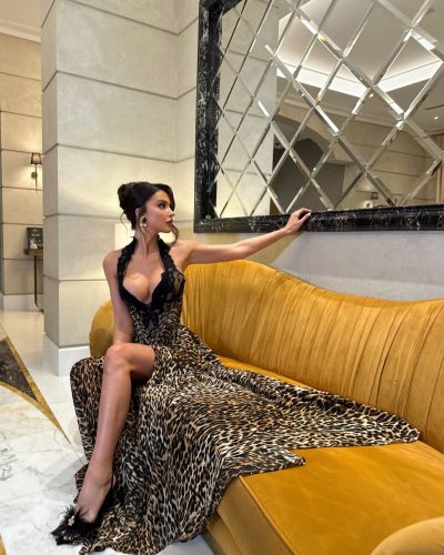 Oriola Marashi wearing stylish look at Instagram post 2026