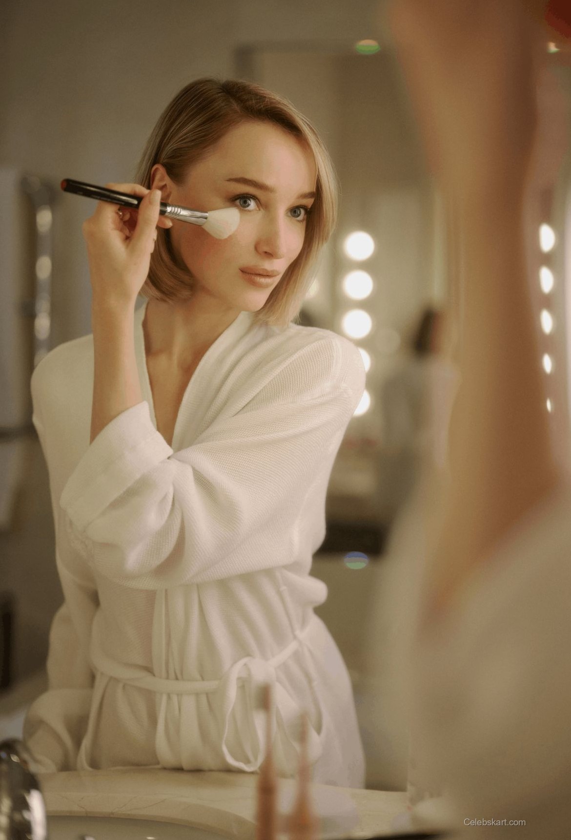 Phoebe Dynevor At Paris Fashion Week 2026 1