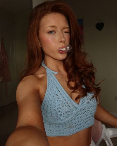 Phoebe Ginger: Stunning Look At 2023 Summer Party 2