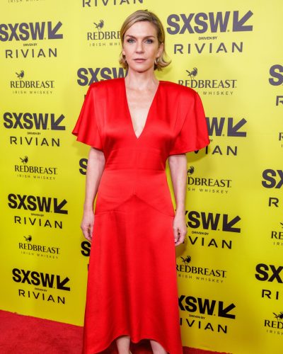 Rhea Seehorn stuns in stylish look at premiere 2026