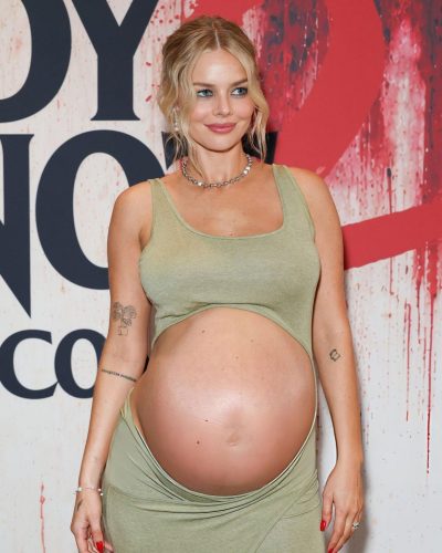 Samara Weaving turns heads in stylish look