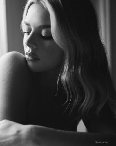 Samara Weaving stuns in magazine look at appearance 2026