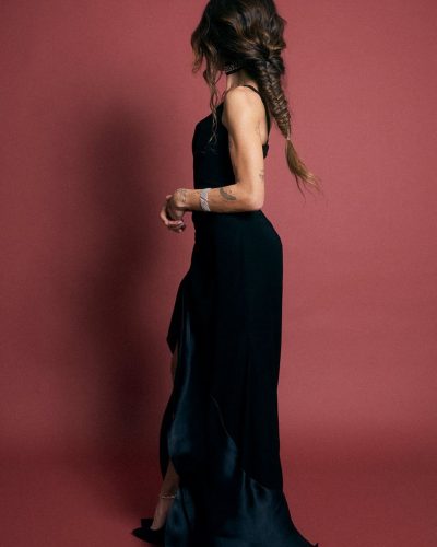 Sarah Shahi showcases stylish look