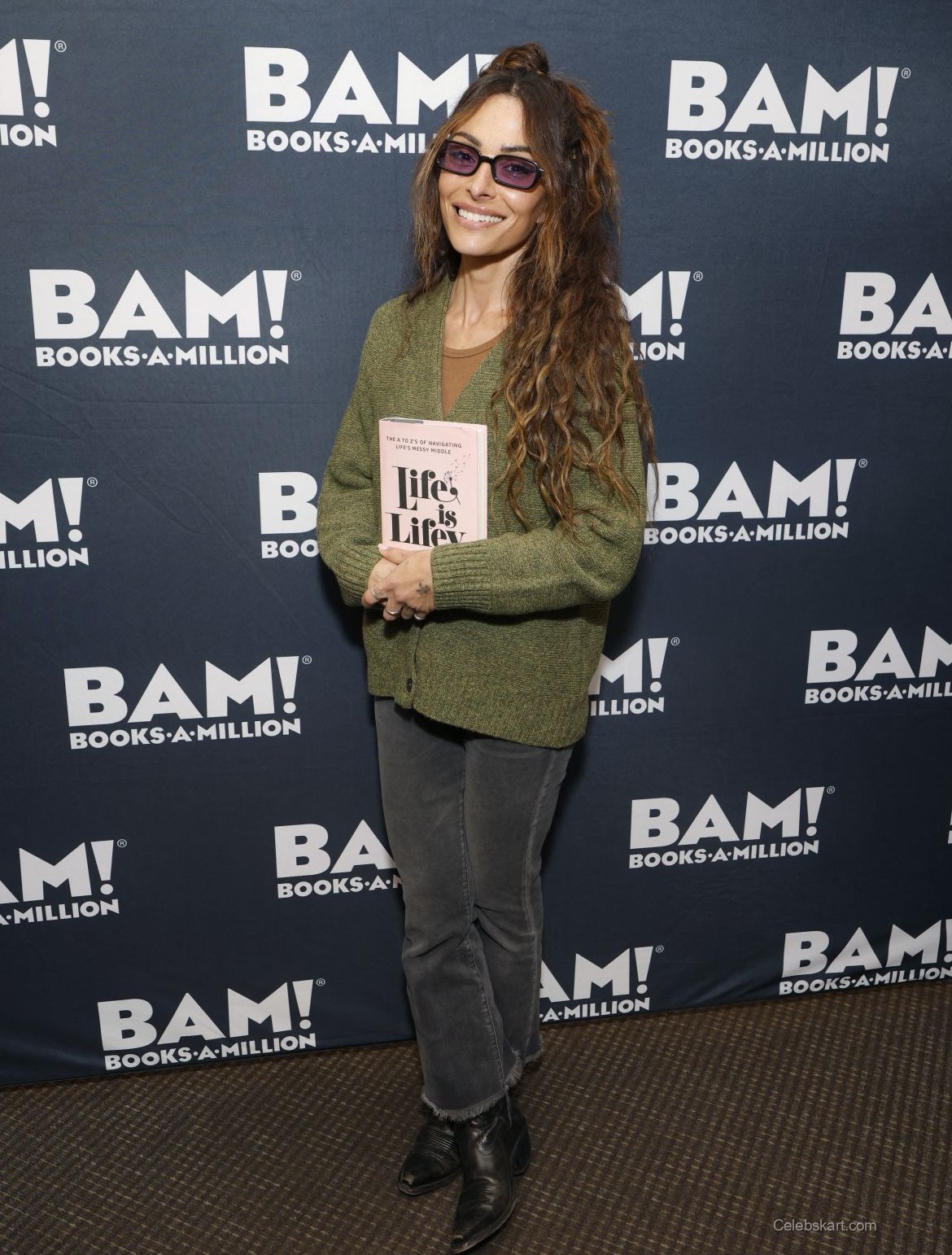 Sarah Shahi Promotes Her Book At Books-a-million Event, January 2023 4