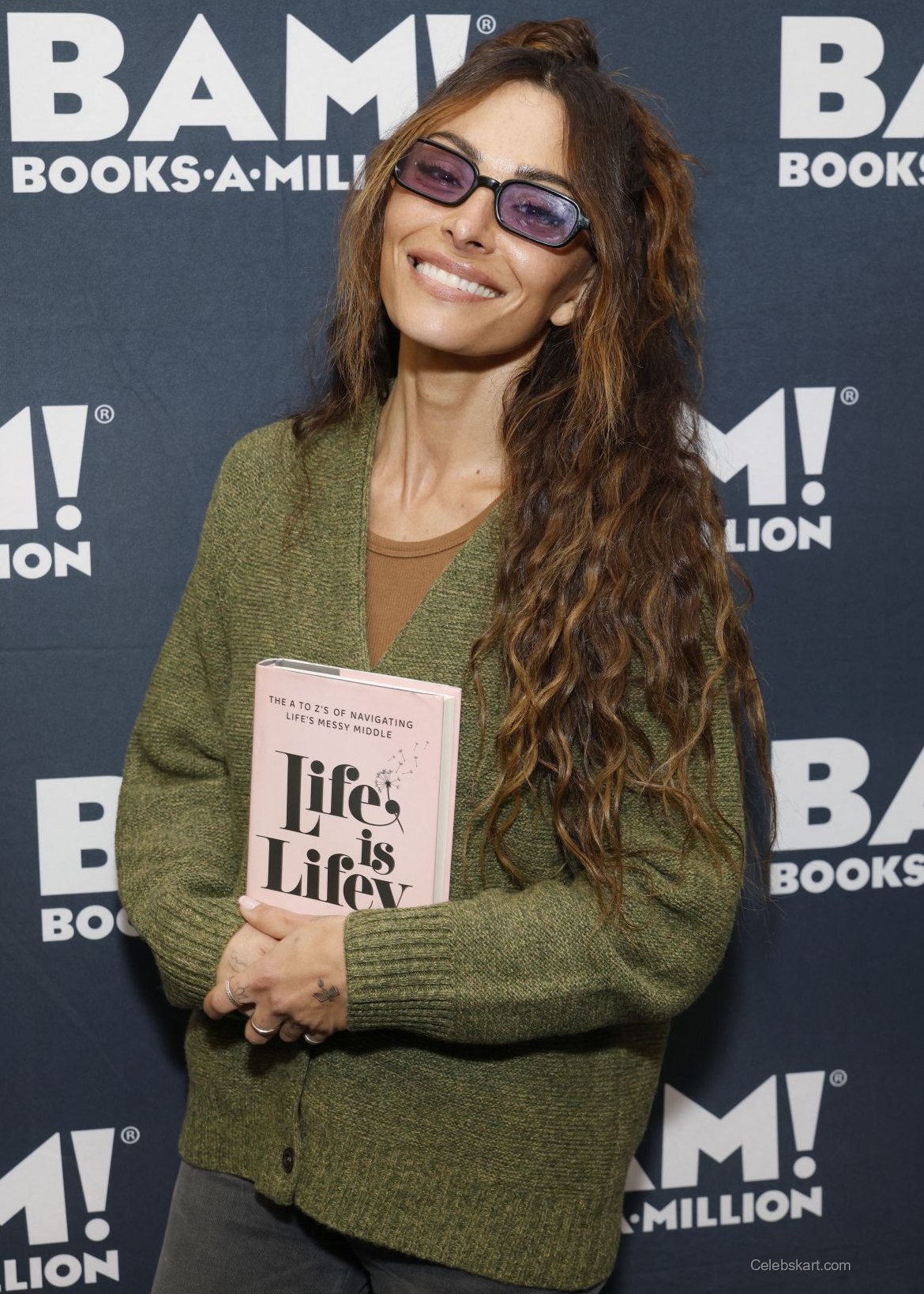 Sarah Shahi Promotes Her Book At Books-a-million Event, January 2023 5