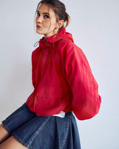 Stefanie Giesinger turns heads in stylish look