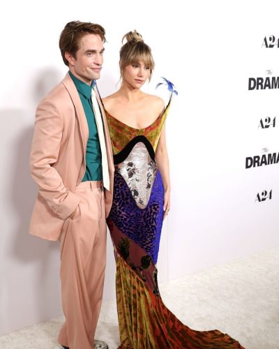 Suki Waterhouse turns heads in stylish look