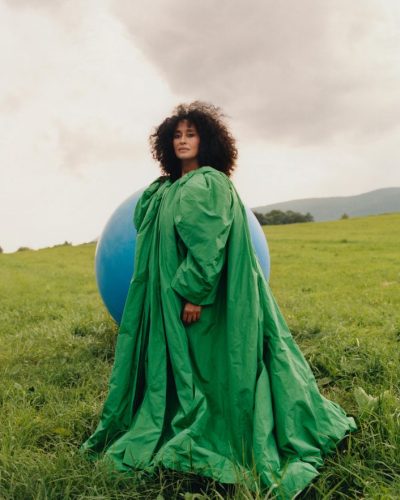 Tracee Ellis looks stunning in stylish look