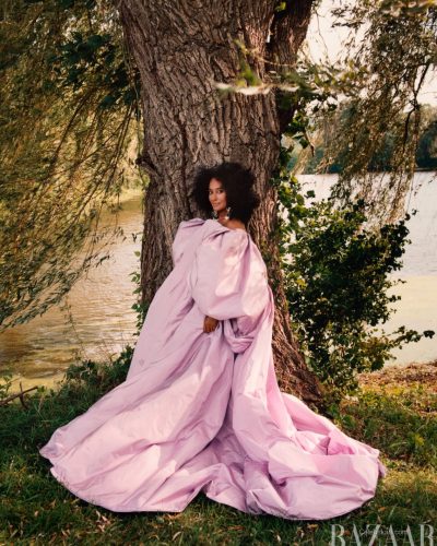 Tracee Ellis turns heads in stylish look