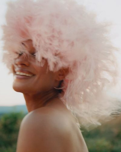 Tracee Ellis showcases stylish look