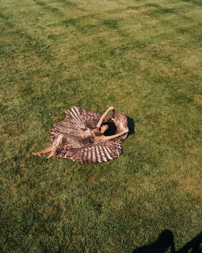 Tracee Ellis stuns in stylish look at appearance 2021